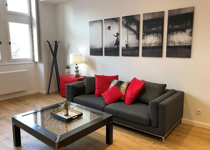 Апартаменти La Renaissance Au Coeur Du Centre Historique *